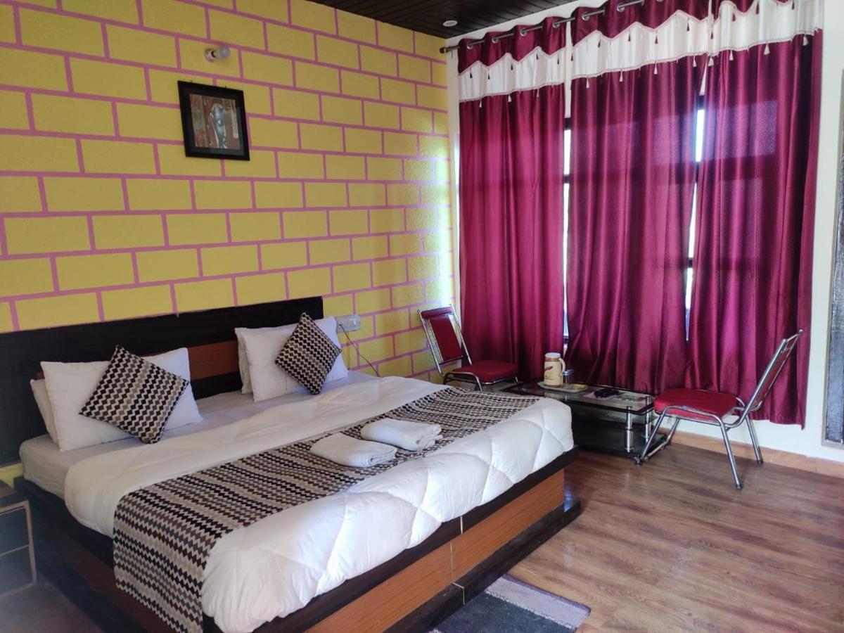 Hotel Deepraj, Kausani Ngoại thất bức ảnh