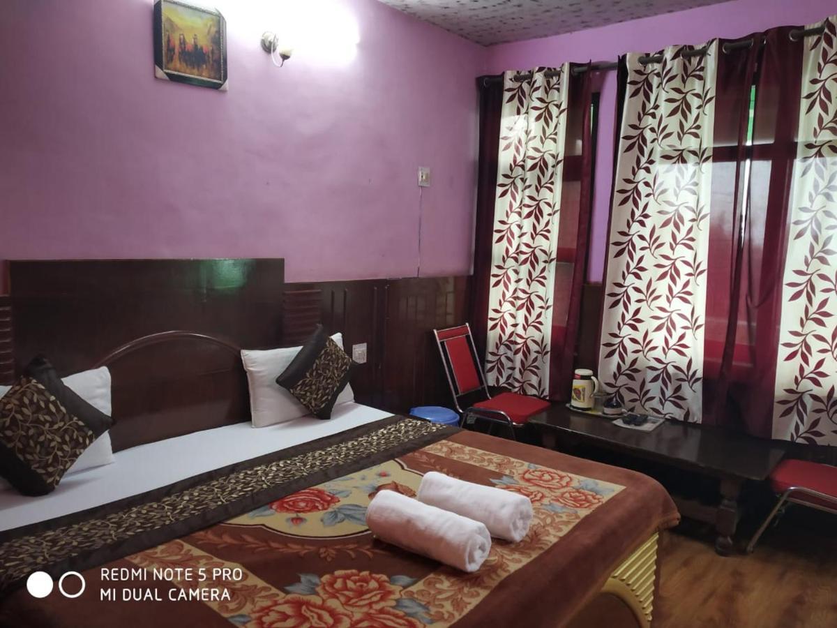 Hotel Deepraj, Kausani Ngoại thất bức ảnh