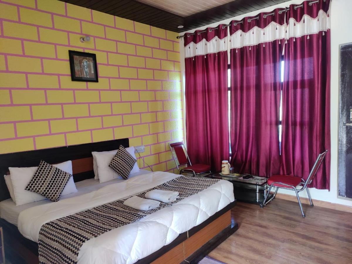 Hotel Deepraj, Kausani Ngoại thất bức ảnh