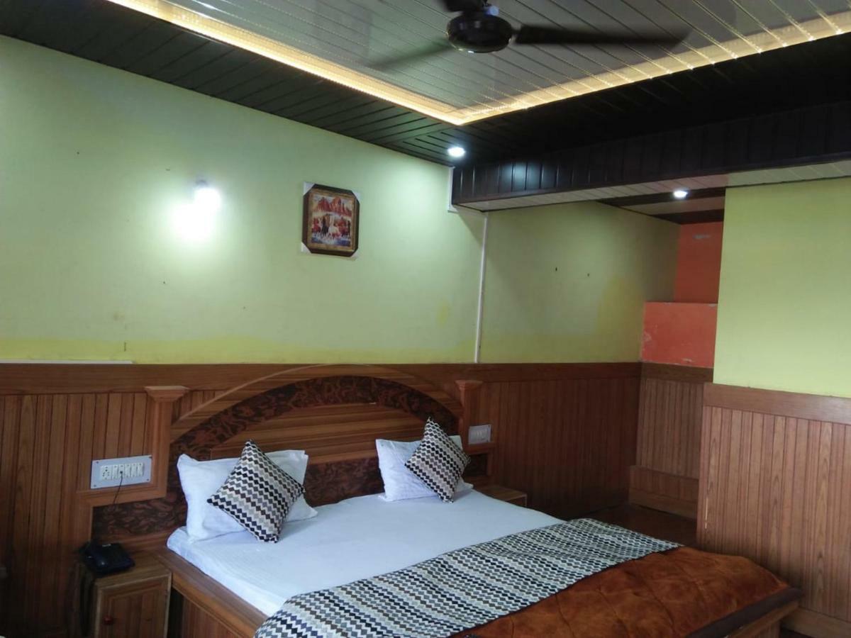 Hotel Deepraj, Kausani Ngoại thất bức ảnh