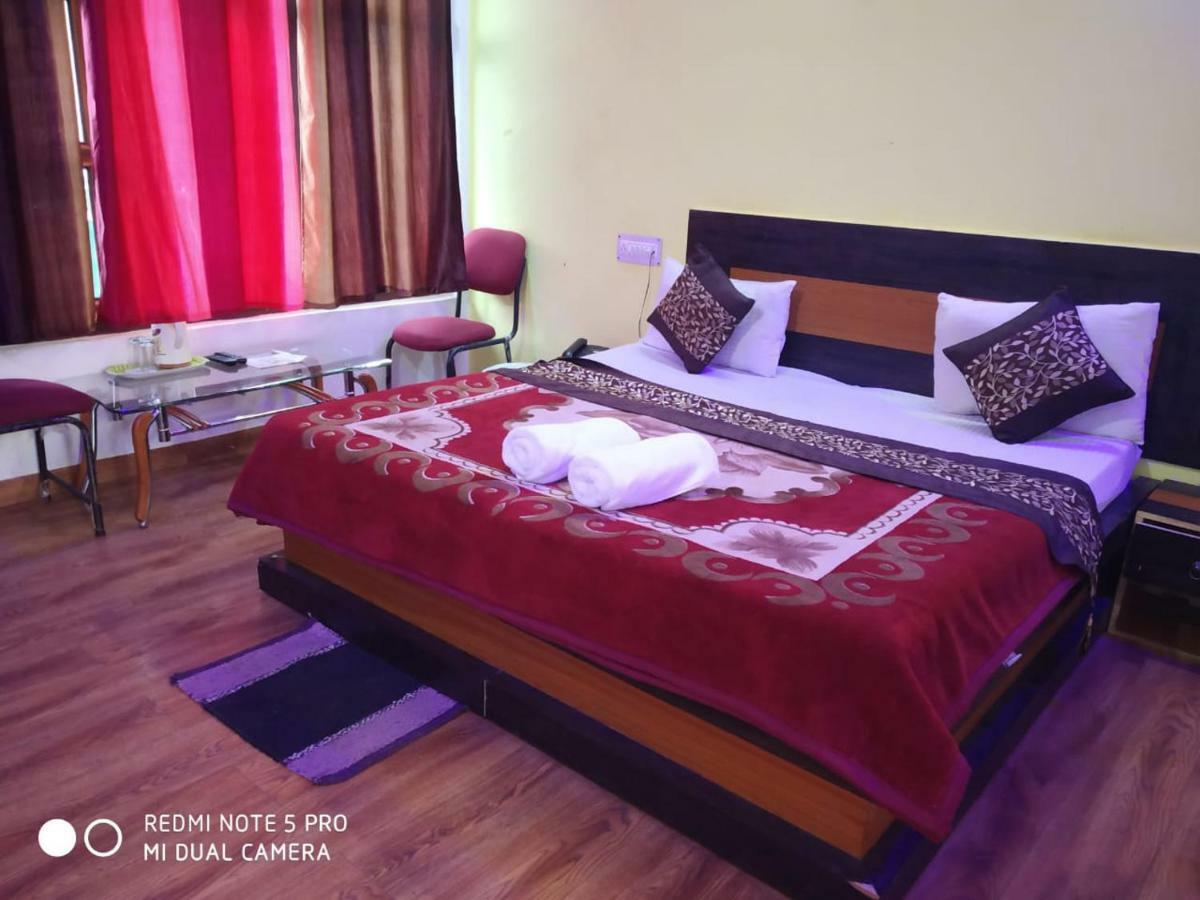 Hotel Deepraj, Kausani Ngoại thất bức ảnh