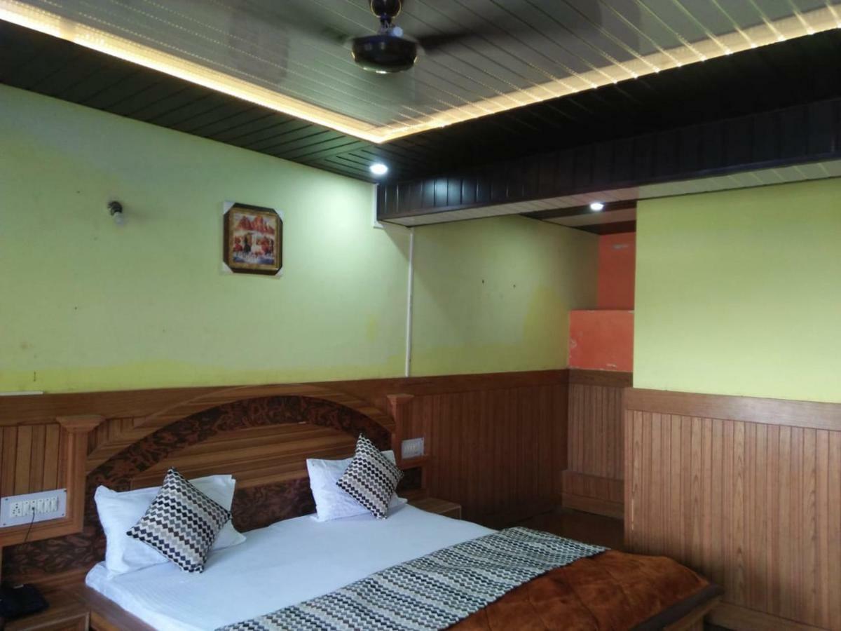 Hotel Deepraj, Kausani Ngoại thất bức ảnh